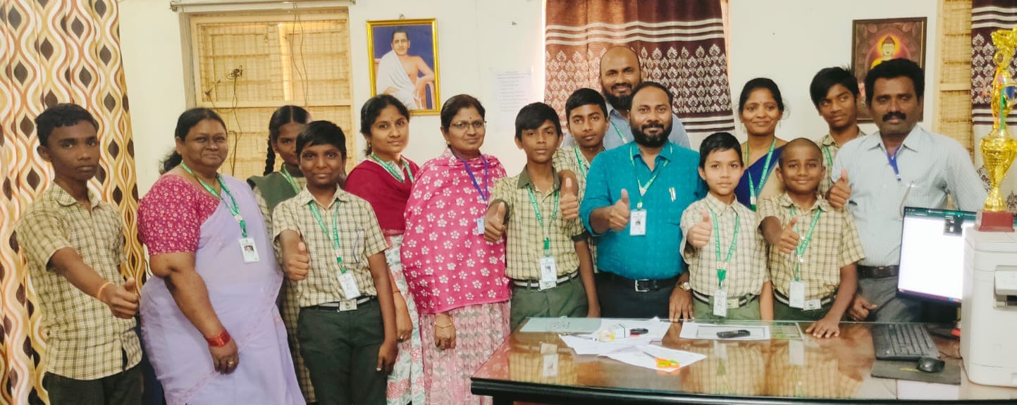 0e529fe6-6e74-4f8a-8485-67c746cdfc25