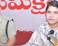 భక్తులందరికీ ప్రశాంత మల్లన్న దర్శనం