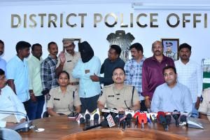 నంద్యాల జిల్లాలో పలు పోలీసు స్టేషన్ ల  పరిధిలలో దొంగతనాలకు పాల్పడిన ముద్దాయి అరెస్ట్.