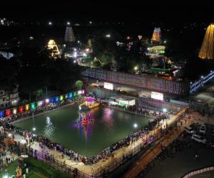 శ్రీశైలం లో  అంగరంగ వైభవంగా తెప్పొత్సవం